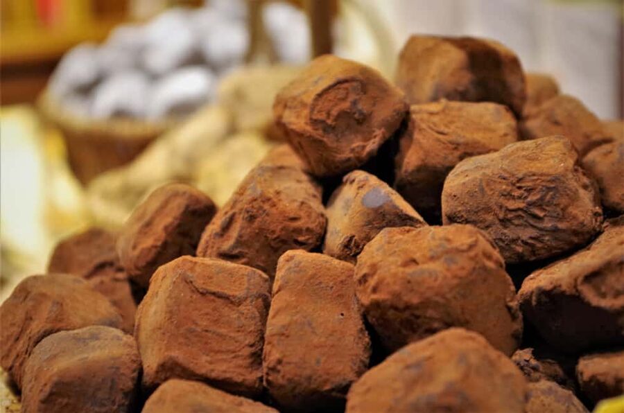 Brussels: Walking Food Tour with Chocolate, Beer, & Waffles - What the $111 price really buys you