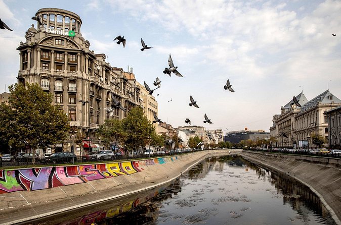 Bucharest VIP Bar Crawl in Lipscani 'Old Town' - How long the four-hour format really lasts