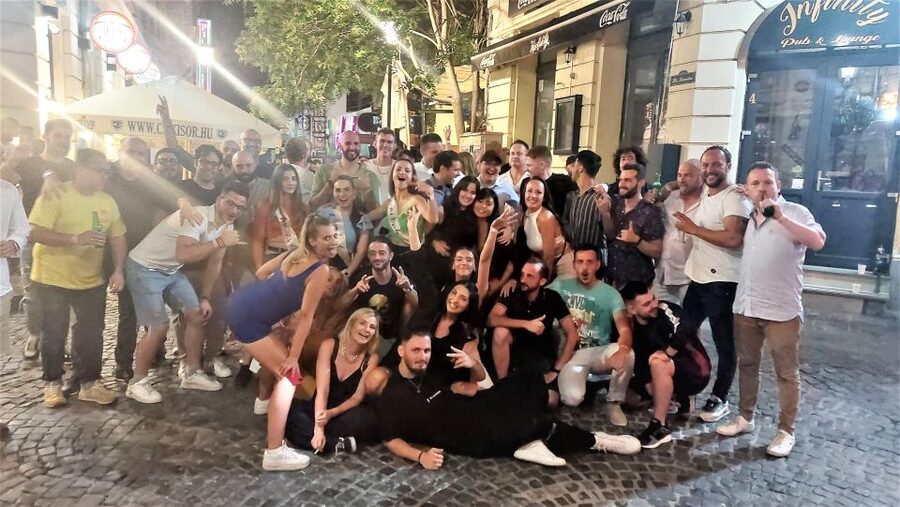 Bucharest: Weekend Pub Crawl - Starting on Lipscani Street