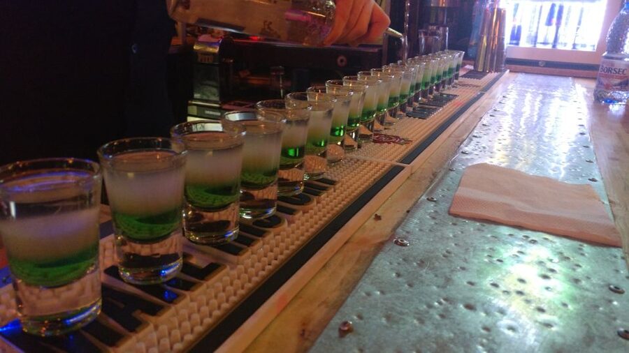 Bucharest: Weekend Pub Crawl - Four or five stops, each with a different mood