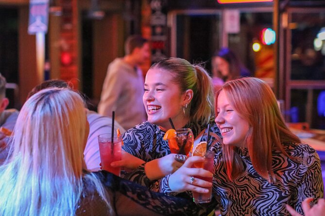 Budapest: Bar Crawl Tour with Drinks and Shots Included - Key points at a glance