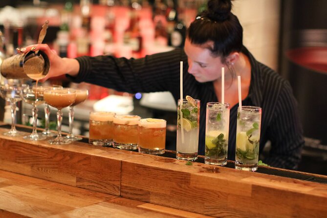 Budapest: Bar Crawl Tour with Drinks and Shots Included - Wesselényi utca and the shot stop