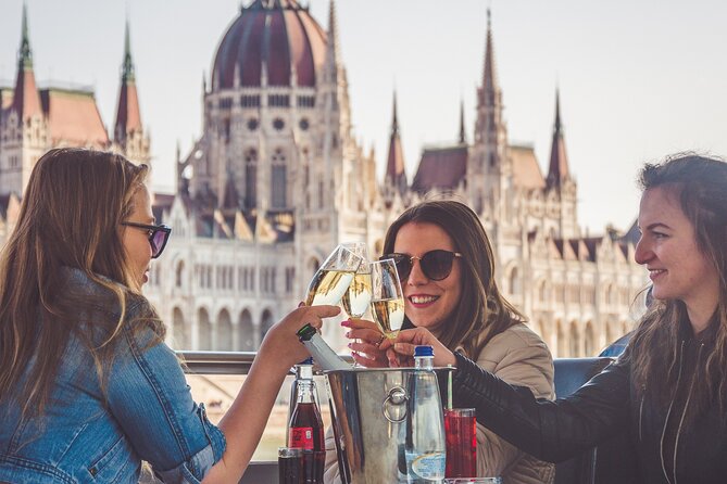 Budapest Danube Sightseeing Cruise with Unlimited Drinks - Under the Chain Bridge and past Gresham Palace