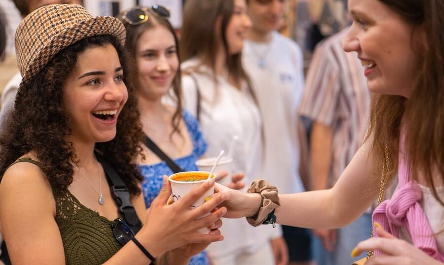 Budapest: Guided Food Tour with Wine, Beer, and Shots - What makes this Budapest food walk worthwhile