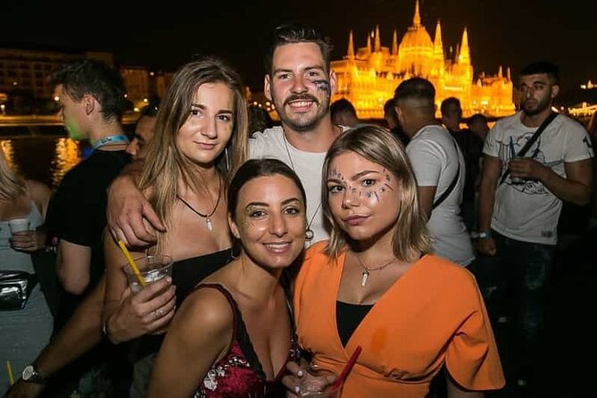 Budapest: Pub Crawl & Ruin Bar Tour – Free Shots & VIP Entry - Why this Budapest pub crawl works for first-time visitors