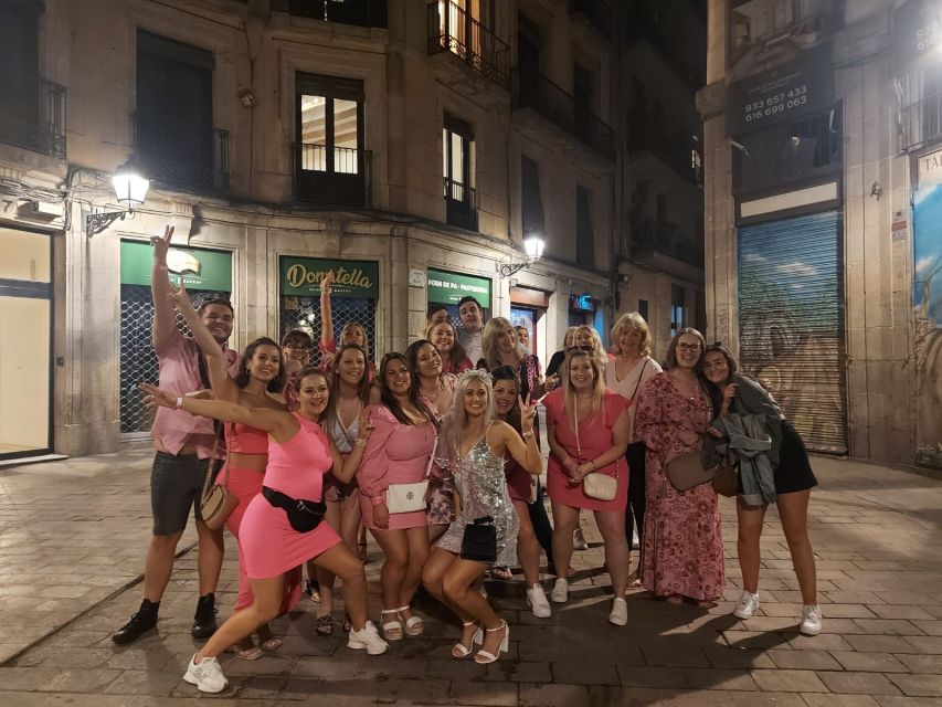 Budapest: Ruin Bar Pub Crawl with Entry Tickets - The guides are a major part of the value