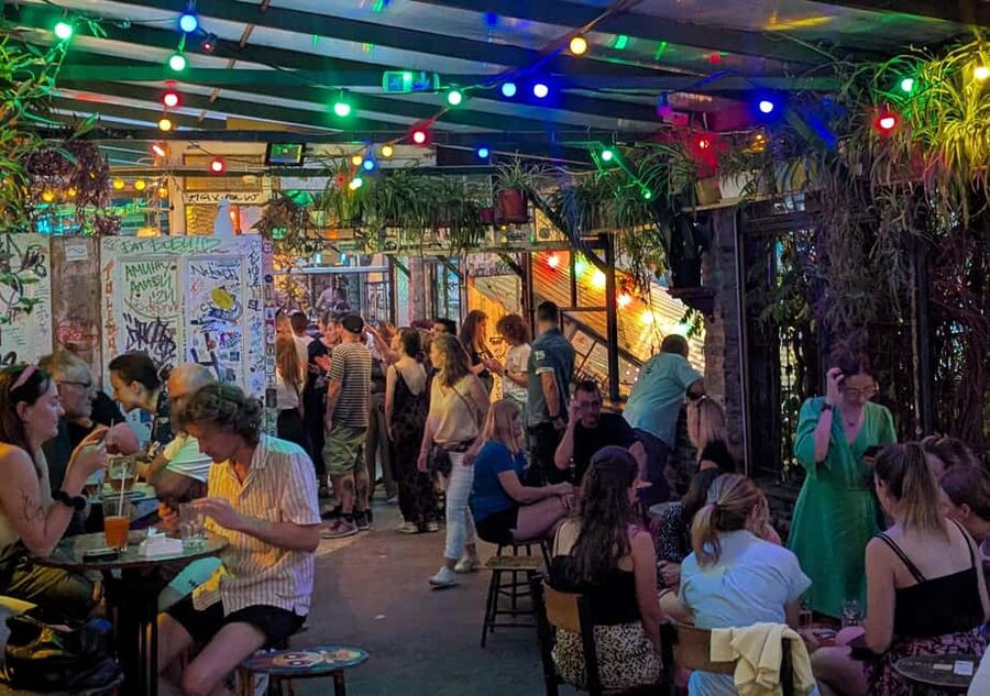 Budapest: Ruin Bars, Street Art, and Jewish Quarter Tour - Starting at the Budapest Eye