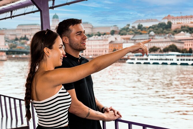 Budapest Sightseeing with Drink Included - What this Budapest cruise is really like