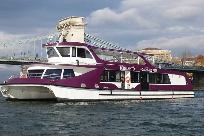Budapest Sightseeing with Drink Included - Chain Bridge and Margaret Bridge