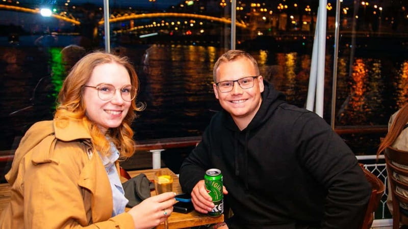Budapest: Sip & Sail Danube Cruise with Unlimited Beer - Chain Bridge and the central riverfront