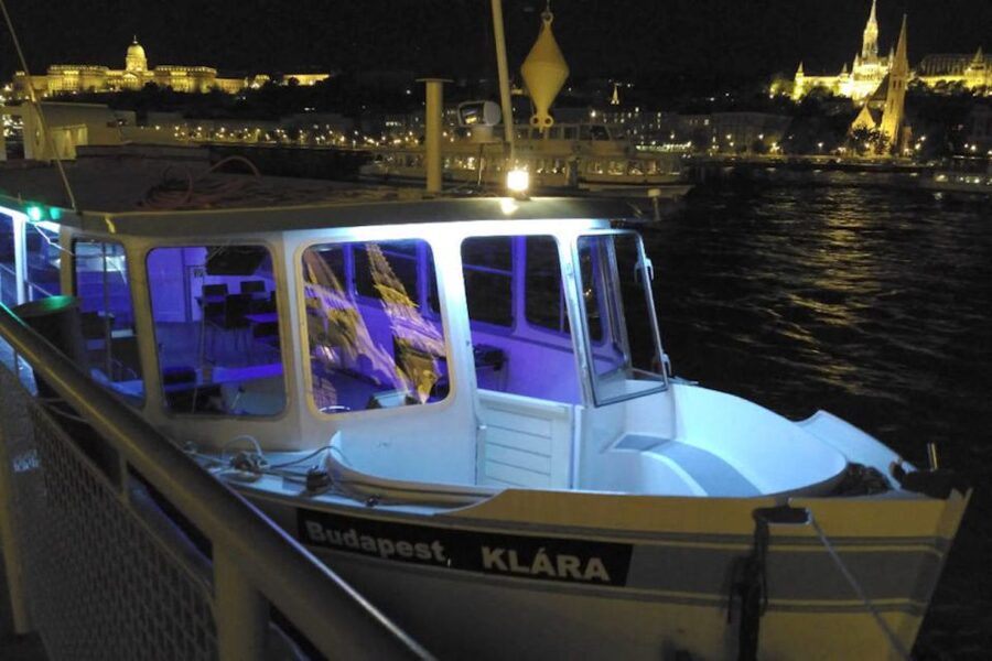Budapest: Stag Party Boat with Beer and Wine - Inside MS Klara: more than an open deck