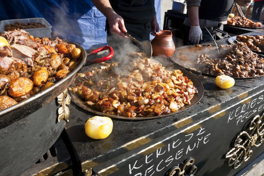 Budapest Street Food Tour with Snacks, Dessert & Beer - Save room for the Transylvanian treat