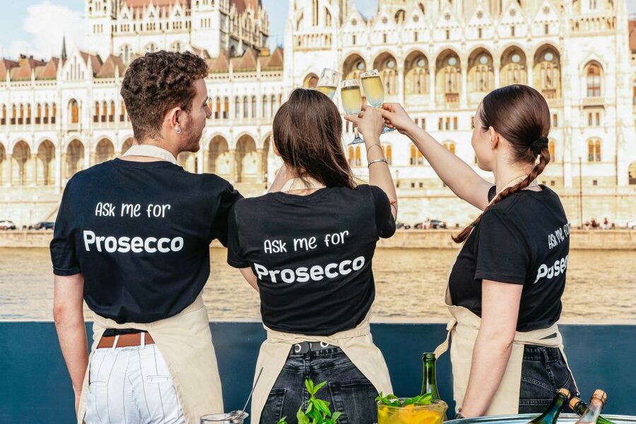Budapest: Unlimited Prosecco, Beer and Aperol Spritz Cruise - Indoor comfort, outdoor views, and the onboard mood