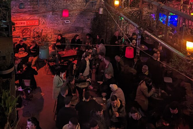 Budapest Vibe: Ruin Bars, Street Art and Culture Tour - Szimpla Kert in Twenty Minutes