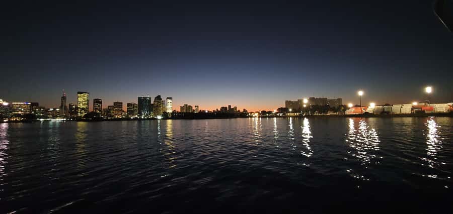Buenos Aires:Small Group Tour AM & Sunset Open Bar Cruise PM - La Boca and 30 minutes on Caminito