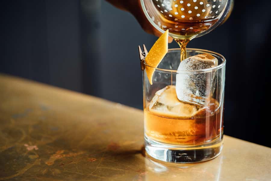 Buenos Aires: Speakeasy & Mixology Bar Tour with Cocktails - Why this Buenos Aires cocktail tour is different