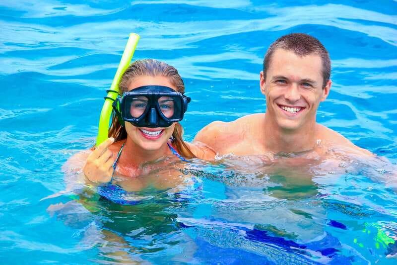 Cabo Catamaran Snorkel: Arch & Santa Maria, Open Bar, Snacks - The ride back along the Tourist Corridor
