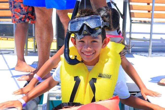 Cabo San Lucas Catamaran Cruise: Snorkel or Sunset Adventure - El Arco, Lover’s Beach, and the Cabo coastline
