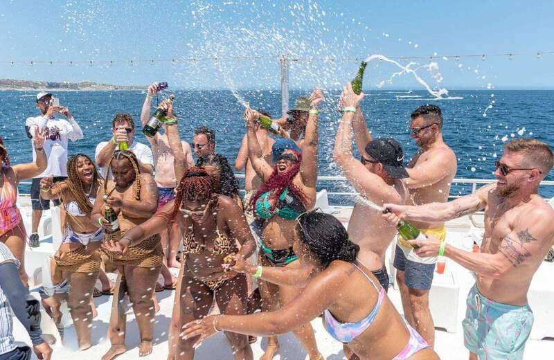 Cabo San Lucas: Hip Hop Boat Party with Unlimited Drinks - Dancing to the live DJ