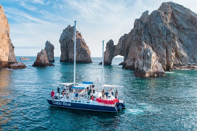 Cabo San Lucas Sunset Cruise with Open Bar and Snacks - A Friendly Crew That Shapes the Experience