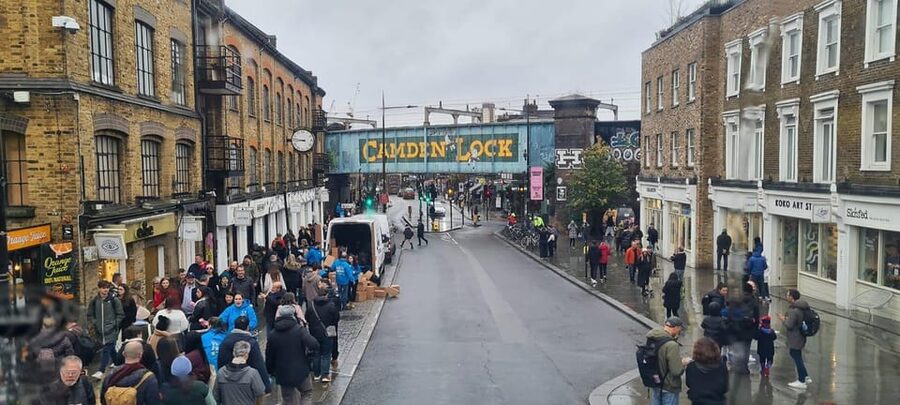 Camden Pub and Walking Tour - The longer walk toward Primrose Hill
