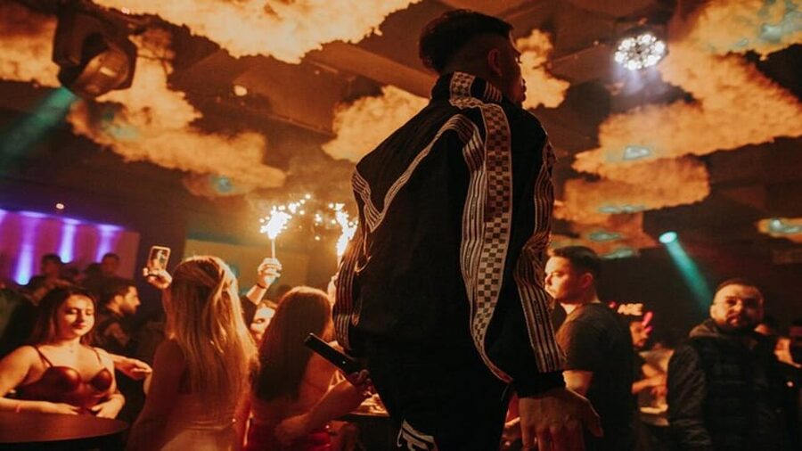Cappadocia: Guided Bar Crawl with Hotel Pickup and Snack - Why a guided night out helps in Cappadocia