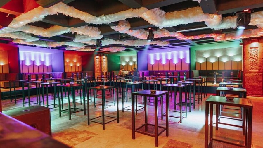 Cappadocia: Guided Bar Crawl with Hotel Pickup and Snack - What the $34 price really covers