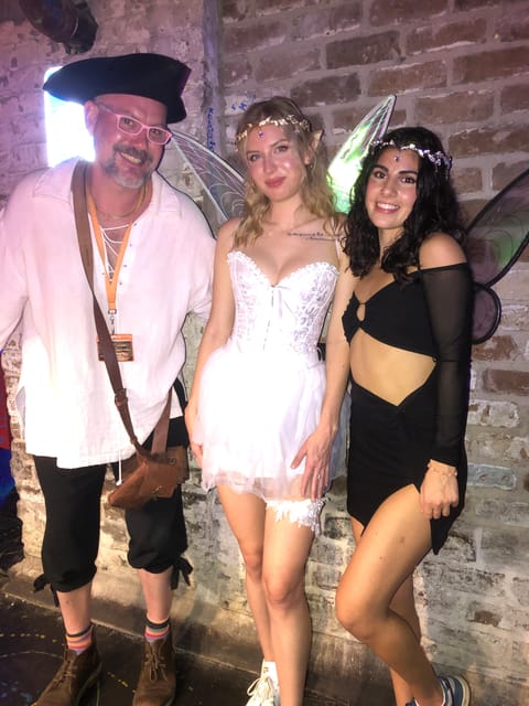 Captain Stoner's Haunted Dive Bar Crawl - The 17 Hundred 90 Inn and Anna Powell’s prank