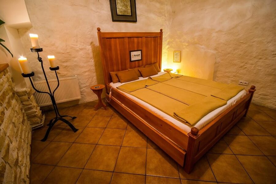 Caroline Bernard Beer Spa Prague with Beer & Massage Option - Is the 20-minute massage worth adding?