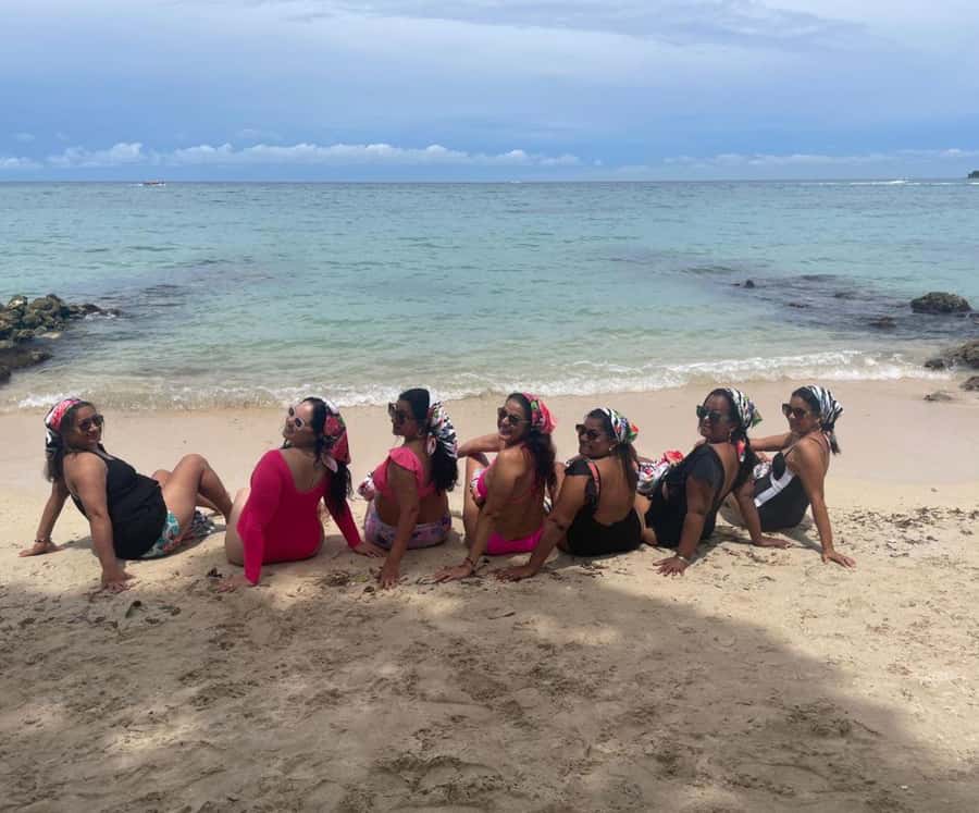 Cartagena: Freedom Club en Isla Barú- Playa Tranquila - Two hours to swim, play, or do very little