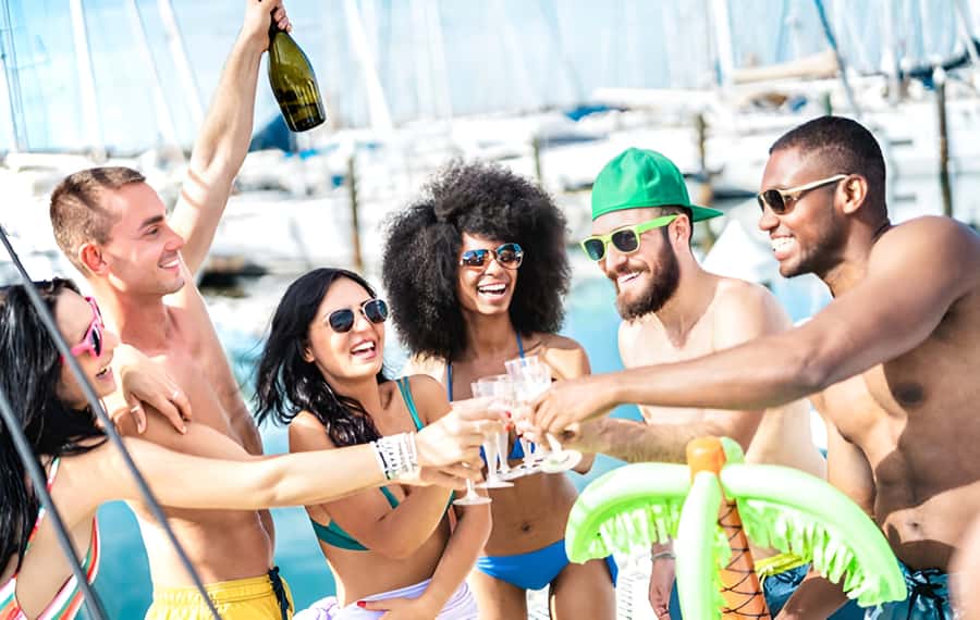Cartagena: Party Boat to Cholon Beach with 2 Drinks & Lunch - What kind of day is this at Cholon?