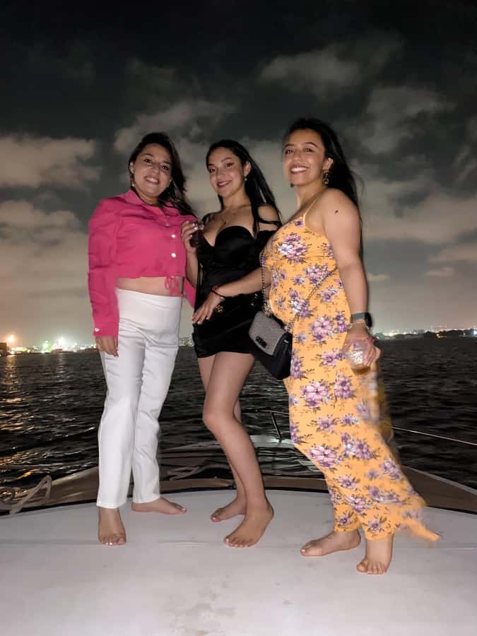 Cartagena: Speed Boat Party on the Bay with open bar - Who will enjoy this Cartagena boat party?