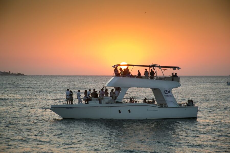 Cartagena: Sunset Cruise with Open Bar - Castillogrande and the main sunset pause