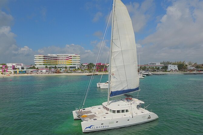 Catamaran Albatros Platinum & Beach club & Open bar & Isla Mujeres - Starting with coffee, mimosas, and a premium catamaran