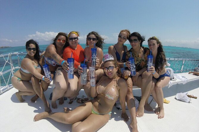 Catamaran Party Boat Cancun - A Cancun party cruise with a split personality