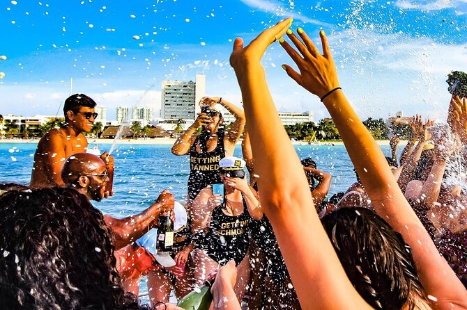 Catamaran Party Boat Cancun - The ride toward Isla Mujeres