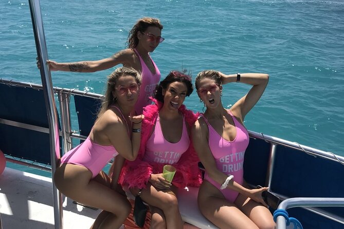 Catamaran Party Boat Cancun - Isla Mujeres and the two-stop rhythm