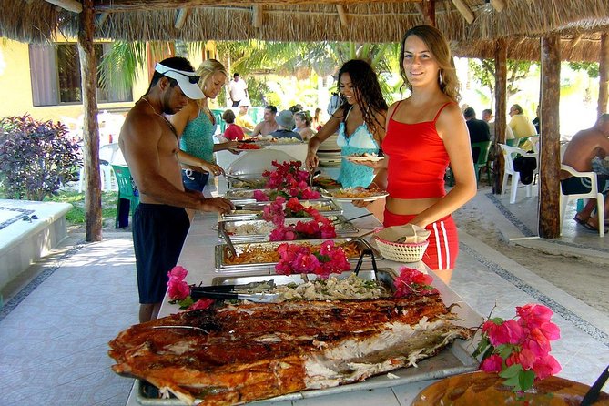 Catamaran Sailing to Isla Mujeres with Snorkeling, Lunch & Open Bar included - Who will enjoy this catamaran day