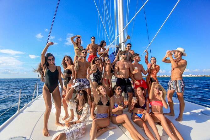 Catamaran to Isla Mujeres Snorkeling Tour with Open Bar and Lunch - Marina Las Perlas and the 10 a.m. or 1 p.m. departure