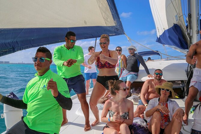Catamaran to Isla Mujeres with Buffet and Open Bar from Cancun - Setting out from Marina Las Perlas