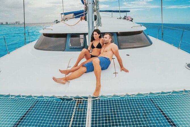 Catamaran to Isla Mujeres with Buffet and Open Bar from Cancun - What $88 really buys you