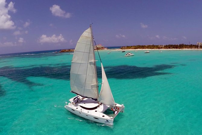 Catamaran Tour to Isla Mujeres, Open bar, Lunch, Snorkeling, Beach Club Included - Snorkeling at El Meco Reef