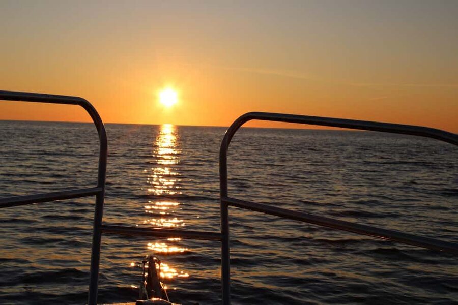 Cavtat: Romantic Sunset Cruise with Unlimited Drinks - Setting off from Cavtat harbor