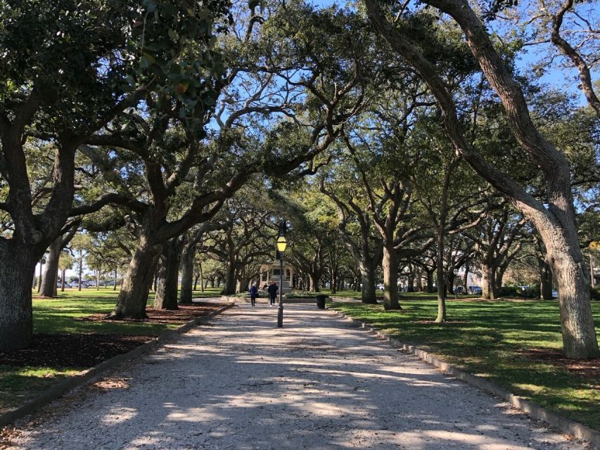 Charleston: Walking History and Bar Tour - Five Things That Make This Charleston Tour Different