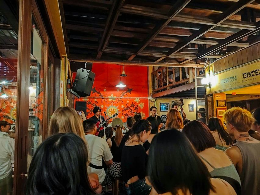 Chiang Mai: Chiang Mai Bar Hopping Guided Night Tour - Who should book this night out?