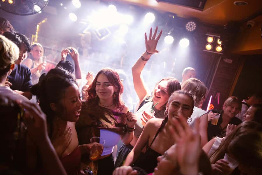 Chiang Mai Pub Crawl: 4 Venues, Beer Buffet & VIP Entry - Starting at Commuse Nimman7 with a welcome drink