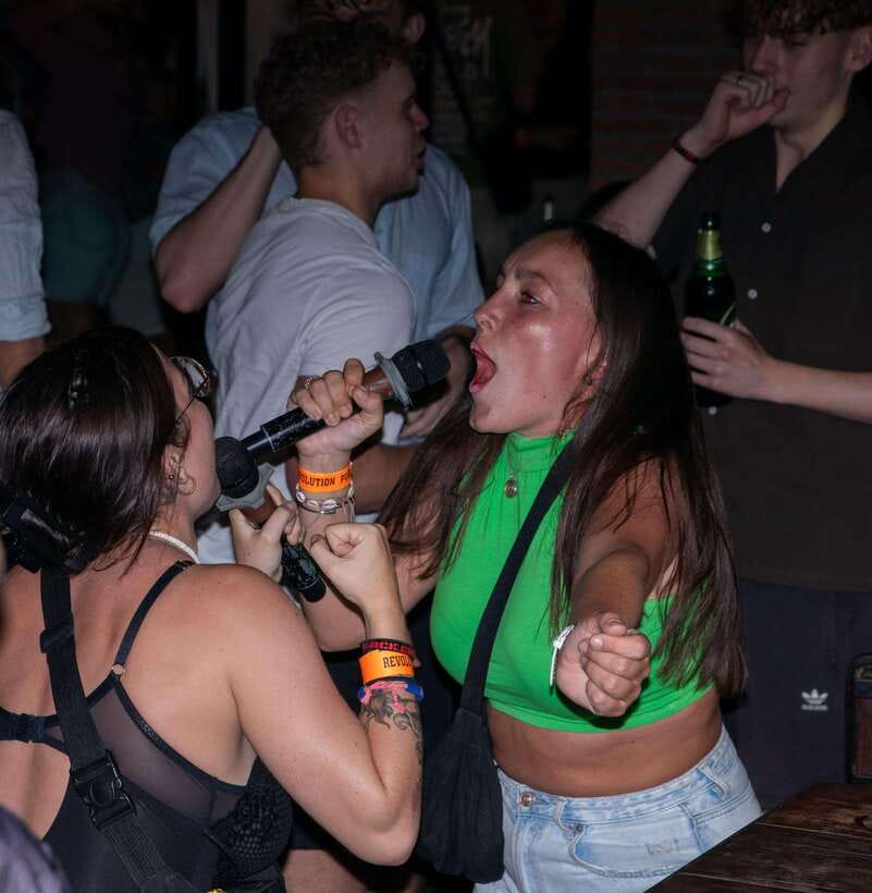 Chiang Mai Pub Crawl: The Best Nightlife in Town! - Four bars, changing venues, and a flexible route