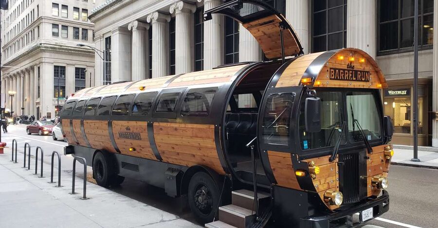 Chicago: Craft Brewery Tour by Barrel Bus - Three Breweries, Three Different Ways to Taste Chicago