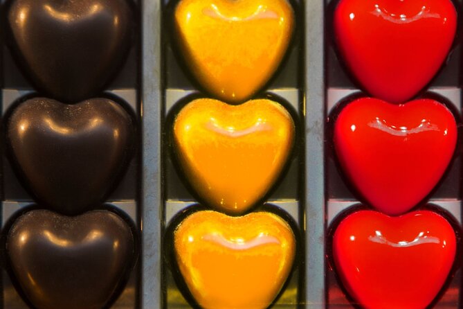 Chocolate and Beer Food Tour of Brussels - Delirium gives the evening a lively finish