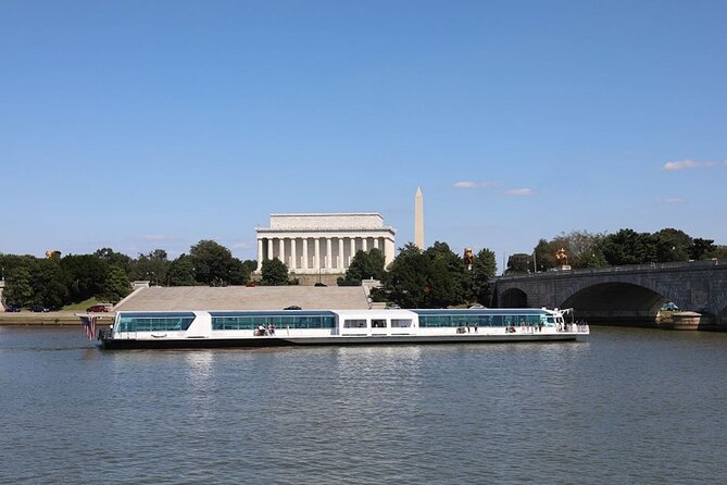 City Cruises DC: Bottomless Mimosa Buffet Brunch Cruise - This Is a Party Brunch, Not a Quiet River Meal